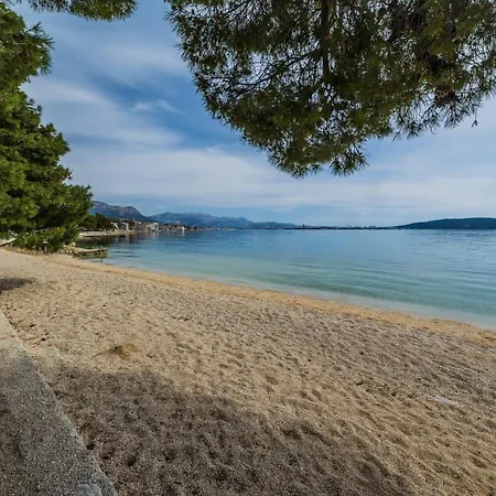 Luka Apartament Kaštela